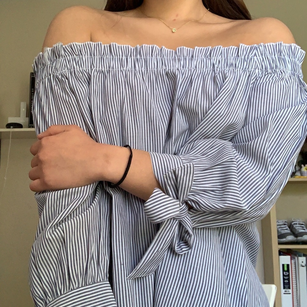 Off the shoulder striped blouse